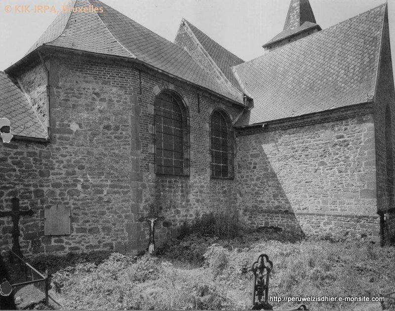 3 eglise et cimetiere3